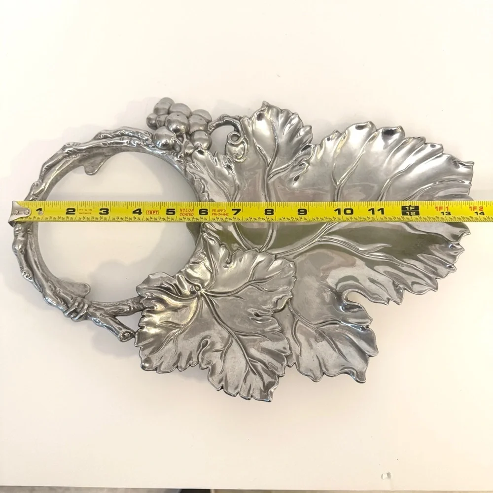Arthur Court Cast Aluminum Grape Leaves Cheese Crackers Tray 2006
